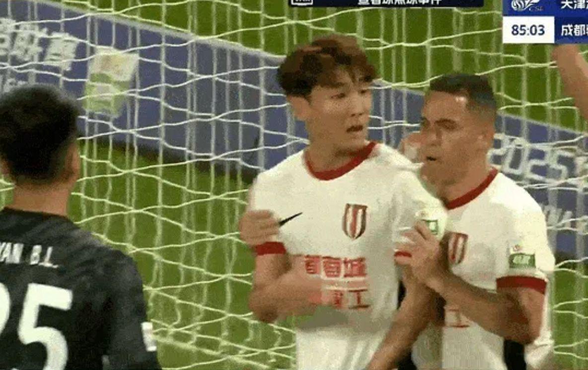 韦世豪情绪