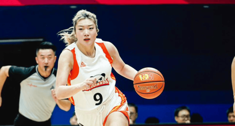 的比分大胜, 让她们在小, 运会的夺冠