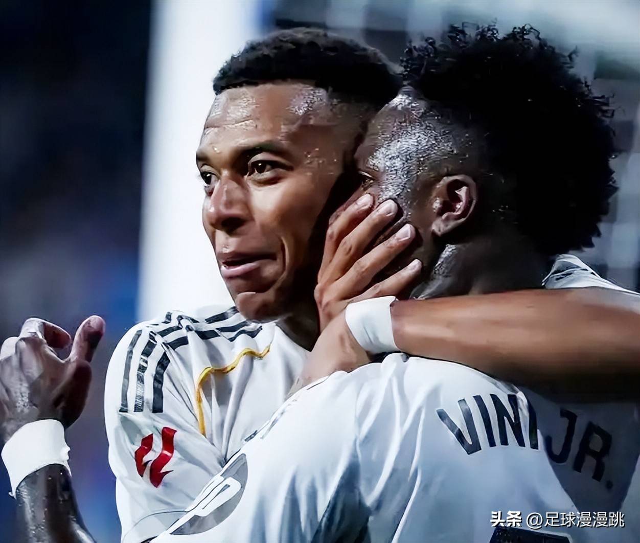 想在退役时, 球一助的亮